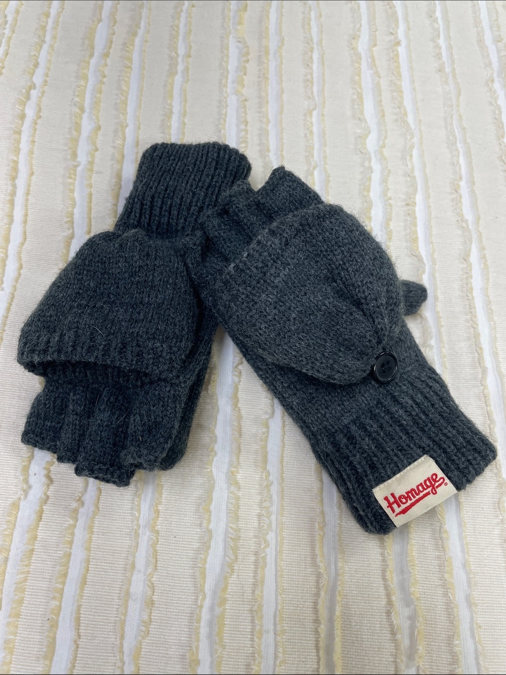 Youth Homage Mittens